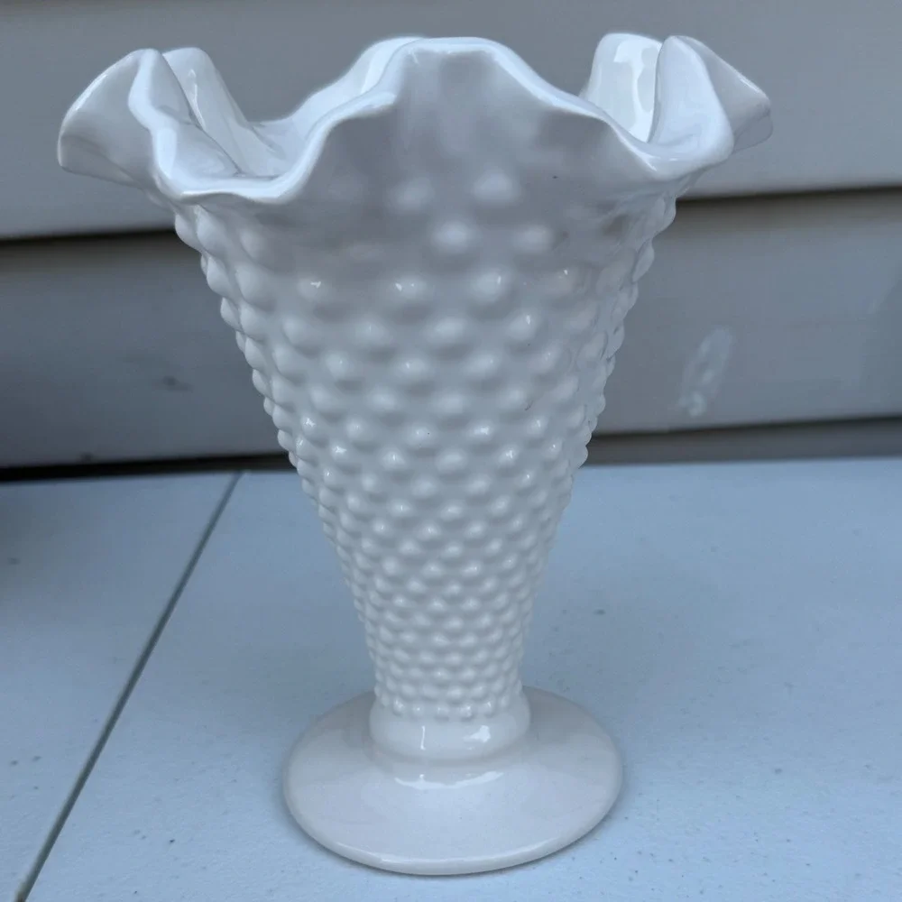 Vintage Daisy White Milk Glass Hobnail Ruffled Vase Cottage Farmhouse Decor